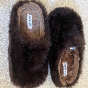 Steve Madden Bear Foot Faux Fur Slippers - NEW
